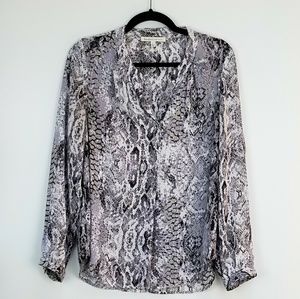 Daniel Rainn Grey Snake Skin Pullover Blouse M